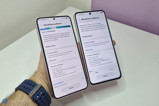 Samsung Galaxy S23+ a Samsung Galaxy A36