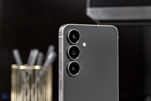 Samsung Galaxy S25 FE