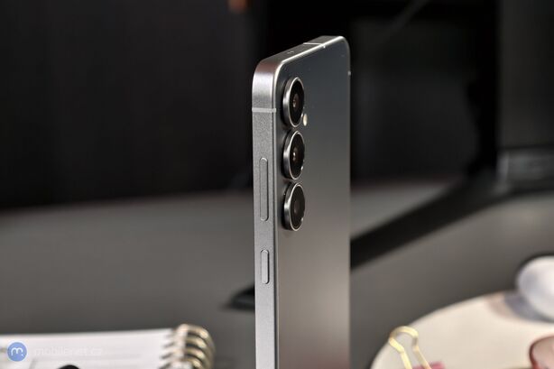 Samsung Galaxy S25 FE