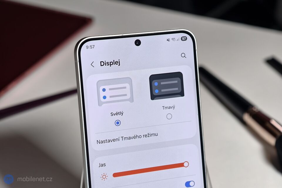 Samsung Galaxy S25 FE
