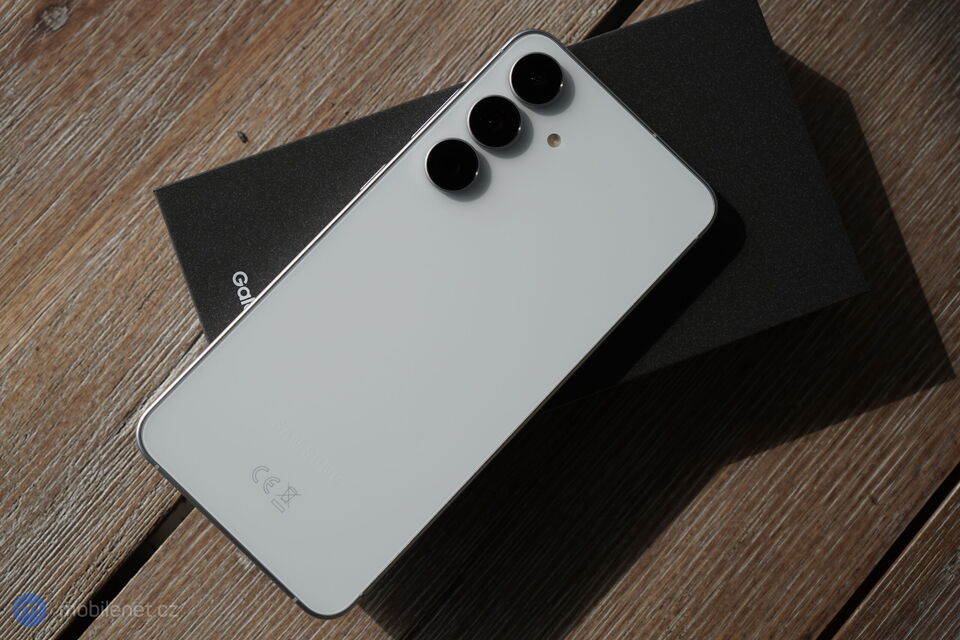 Samsung Galaxy S25 FE