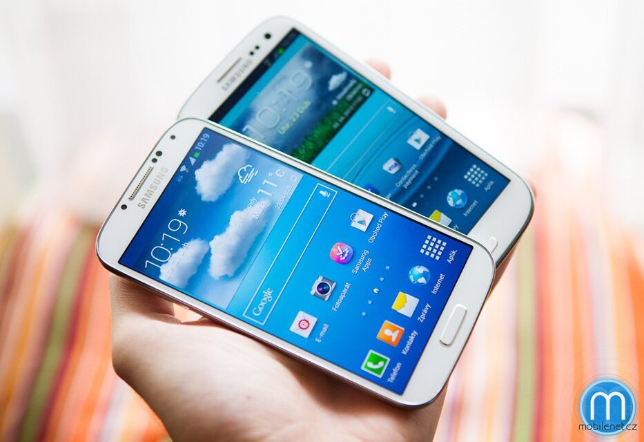 Samsung Galaxy S4 a Galaxy S III