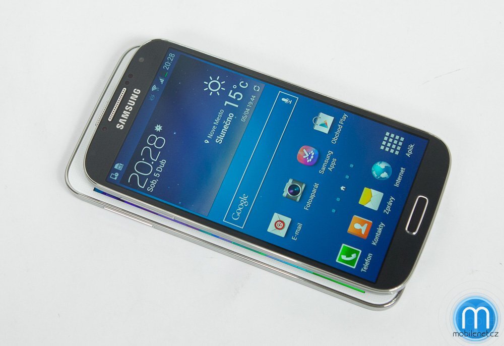 Samsung Galaxy S5 vs. Galaxy S4