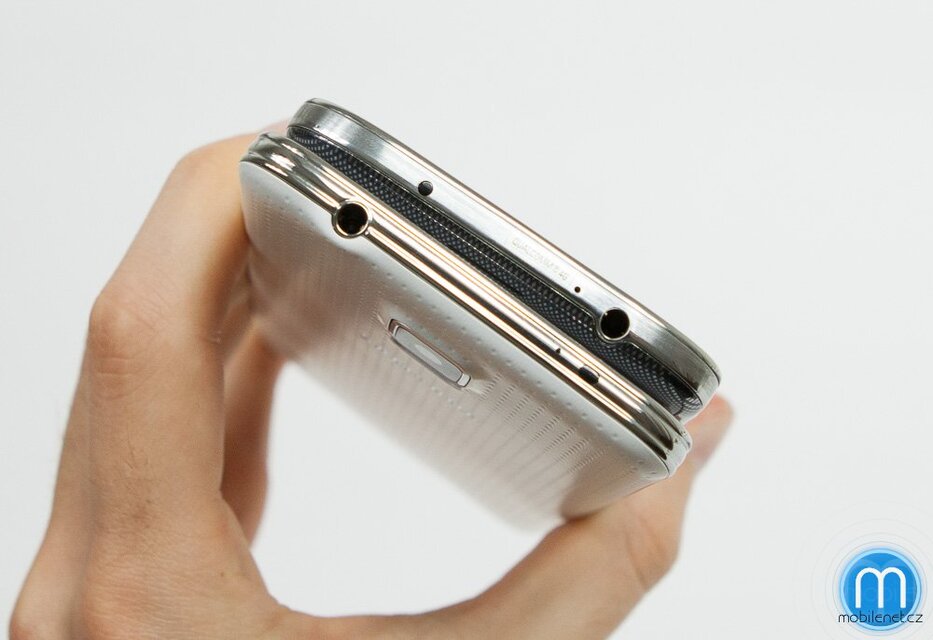 Samsung Galaxy S5 vs. Galaxy S4