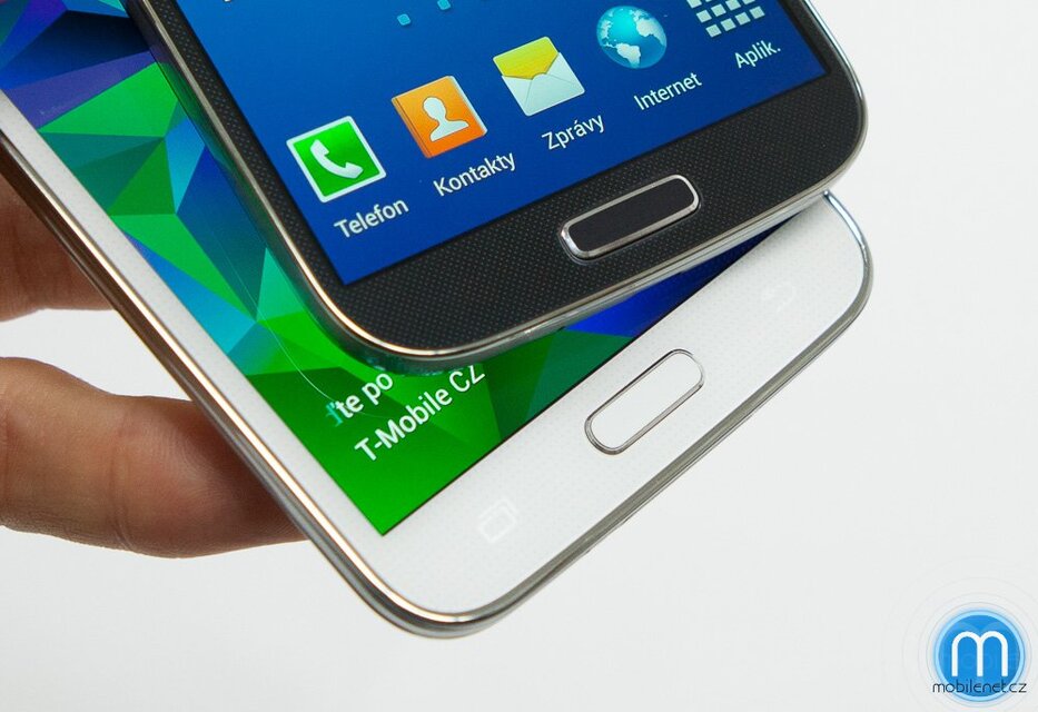 Samsung Galaxy S5 vs. Galaxy S4