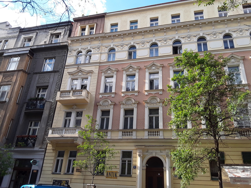 Samsung Galaxy Tab A 10.1 (2016)