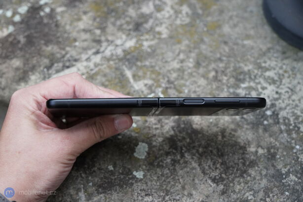 Samsung Galaxy Z Flip3