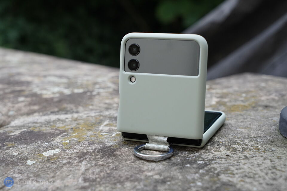 Samsung Galaxy Z Flip3