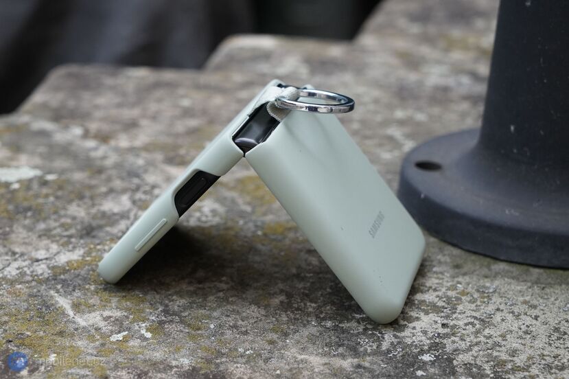 Samsung Galaxy Z Flip3