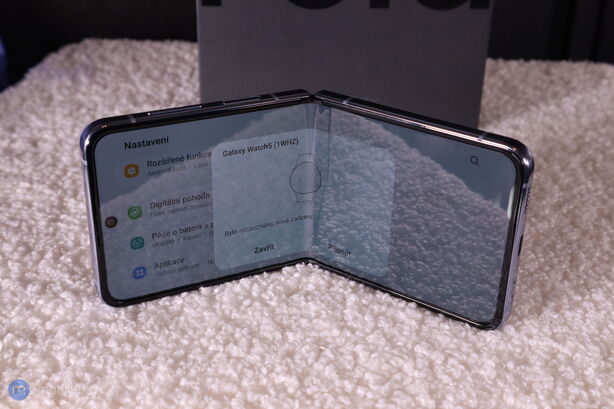 Samsung Galaxy Z Flip4