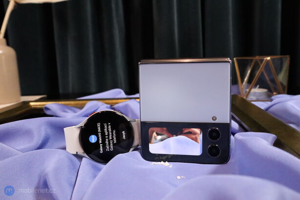 Samsung Galaxy Z Flip4