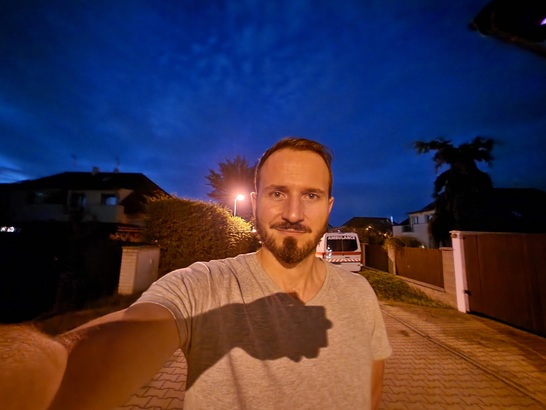 Samsung Galaxy Z Flip4