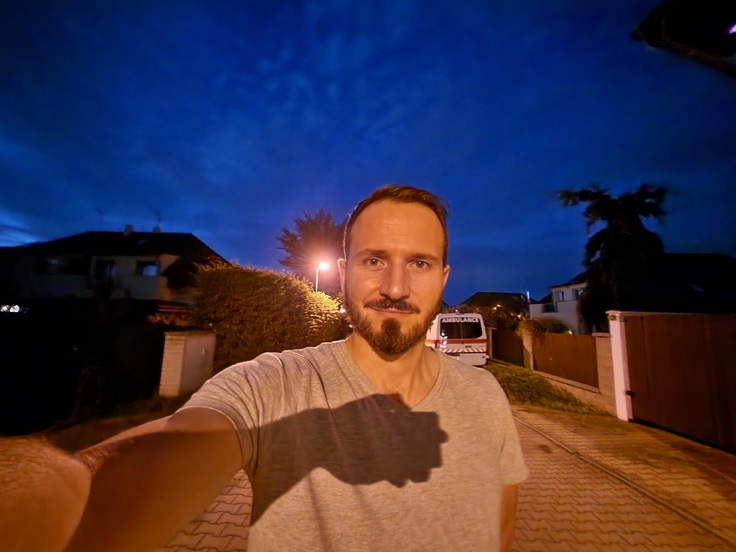 Samsung Galaxy Z Flip4