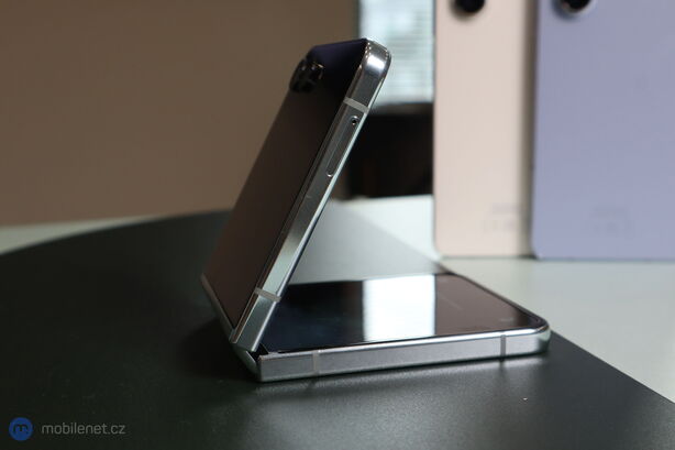 Samsung Galaxy Z Flip5