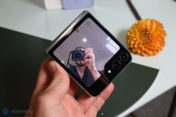 Samsung Galaxy Z Flip5