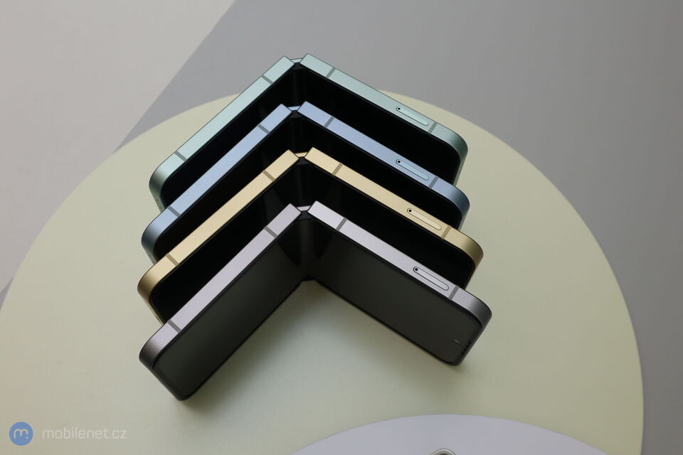 Samsung Galaxy Z Flip6