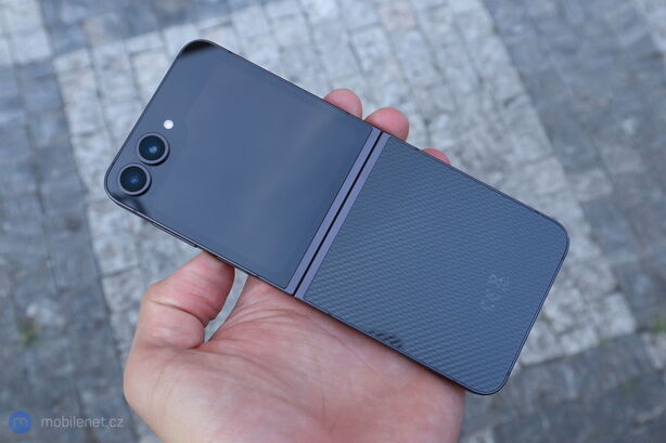 Samsung Galaxy Z Flip6