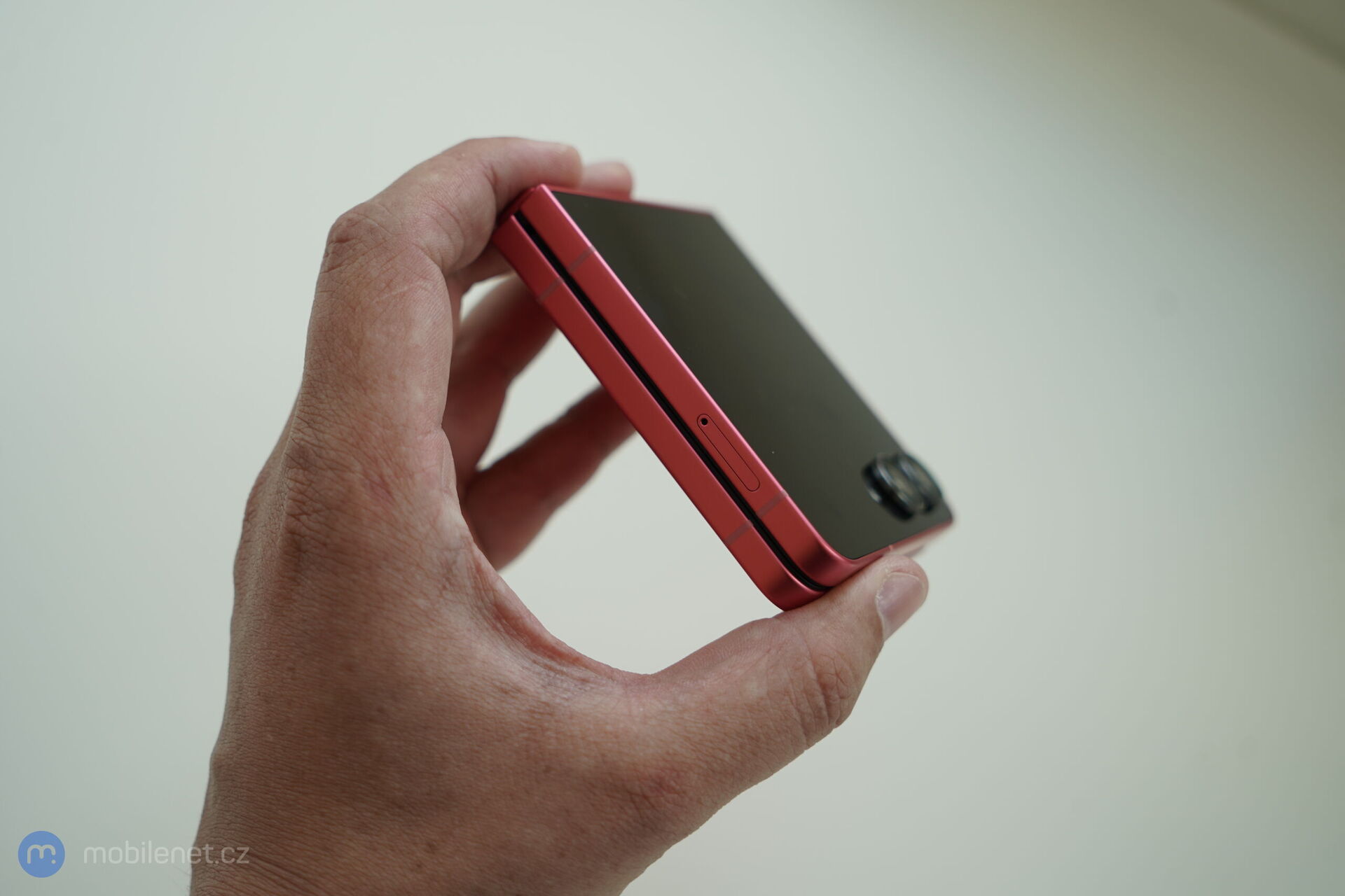 Samsung Galaxy Z Flip7