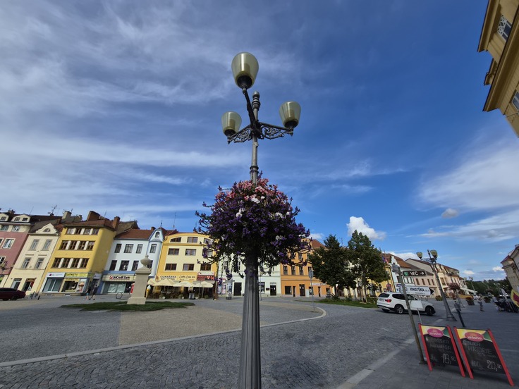 Samsung Galaxy Z Flip7