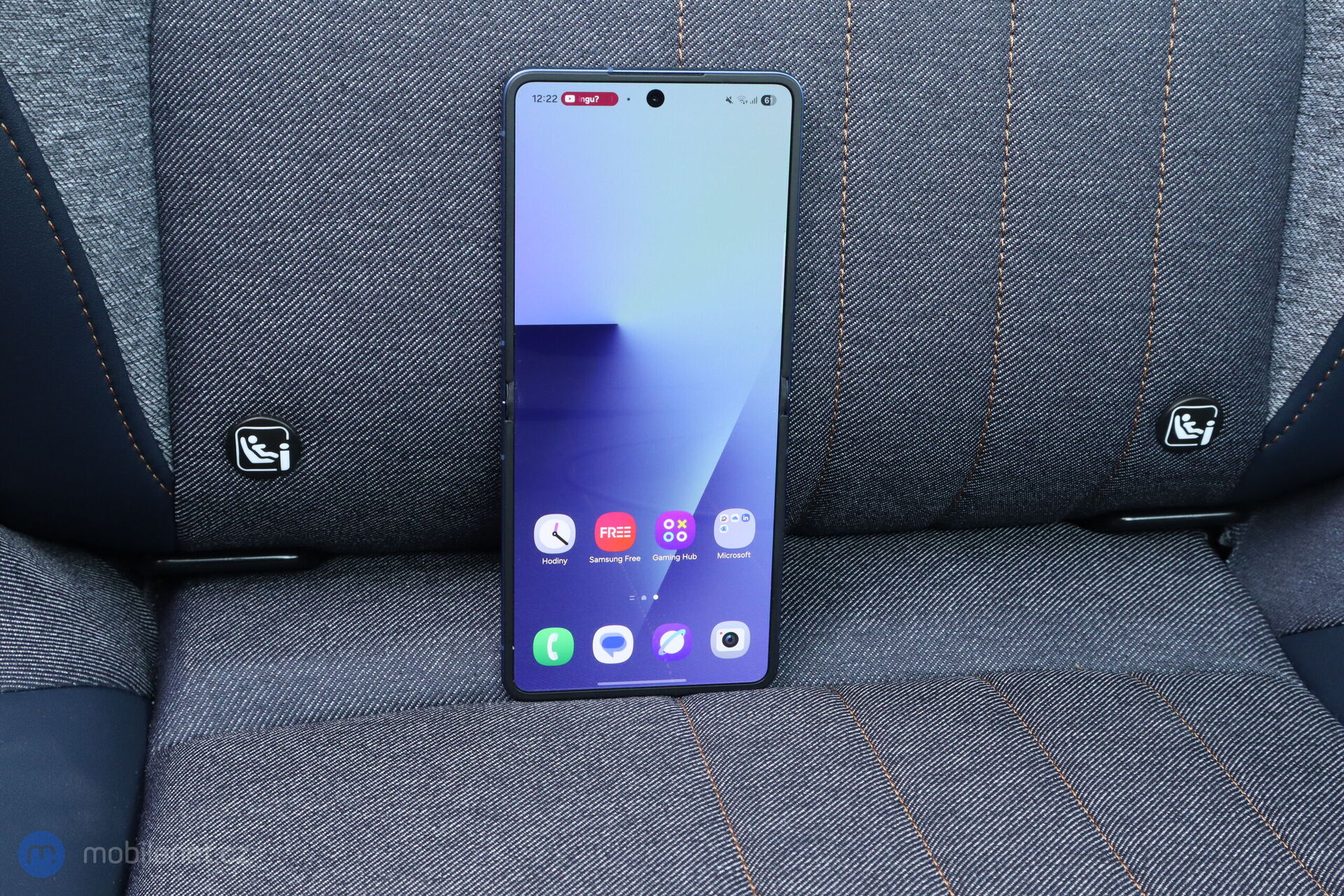 Samsung Galaxy Z Flip7