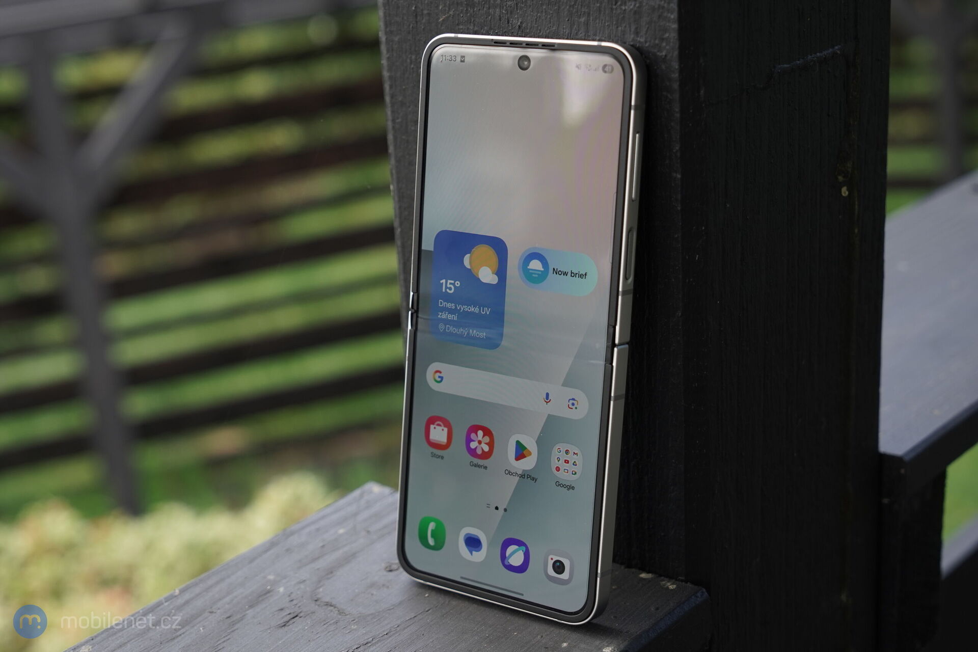 Samsung Galaxy Z Flip7 FE