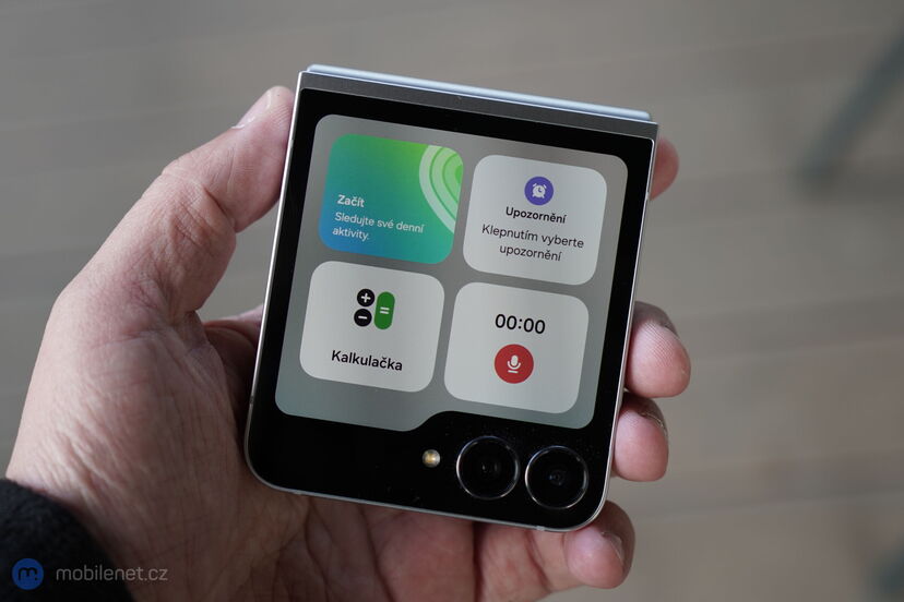 Samsung Galaxy Z Flip7 FE