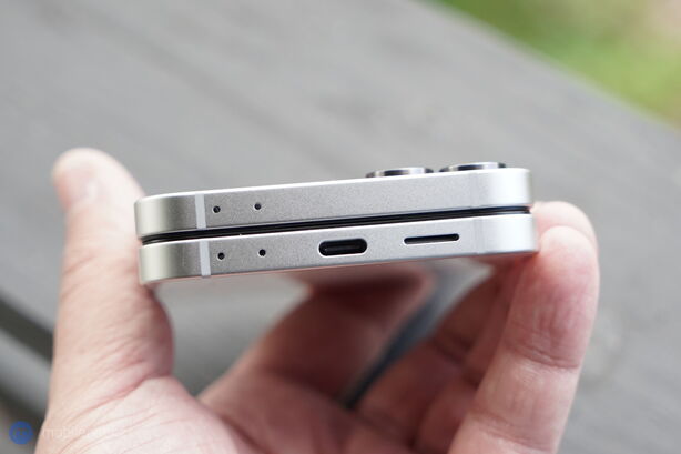 Samsung Galaxy Z Flip7 FE