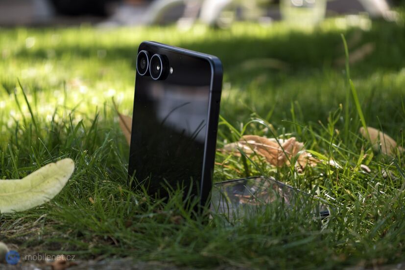 Samsung Galaxy Z Flip8