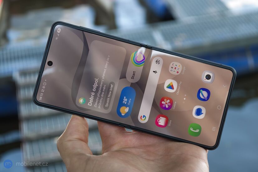 Samsung Galaxy Z Flip8