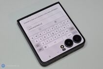 Samsung Galaxy Z Flip8