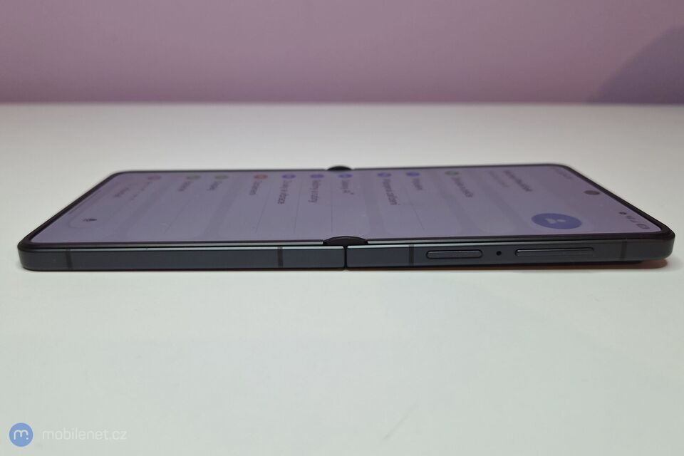 Samsung Galaxy Z Flip8