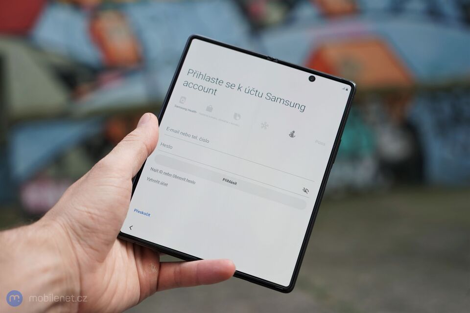 Samsung Galaxy Z Fold2