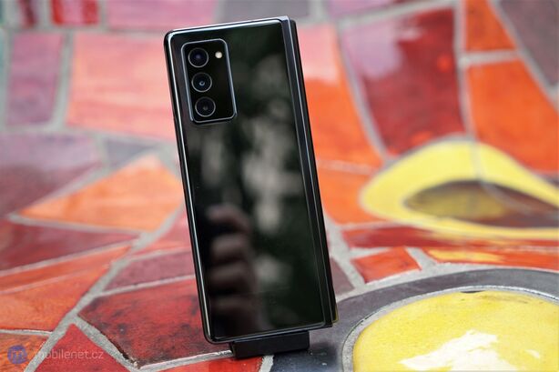 Samsung Galaxy Z Fold2