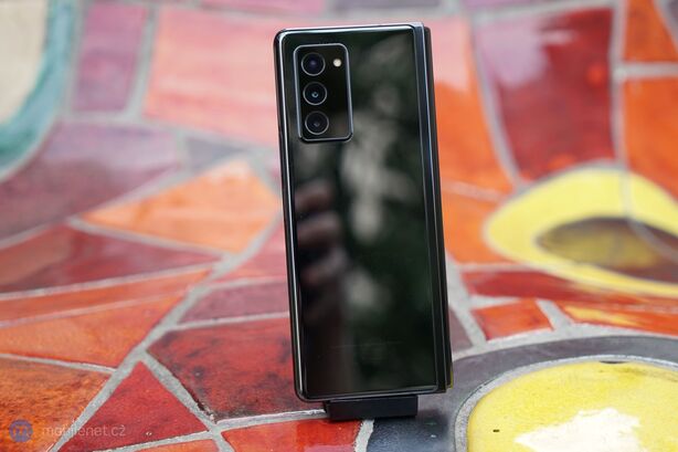 Samsung Galaxy Z Fold2