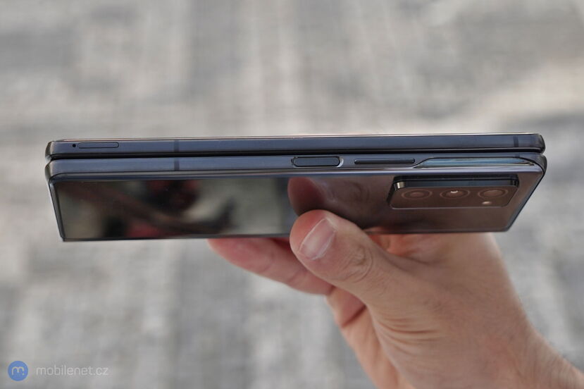 Samsung Galaxy Z Fold2