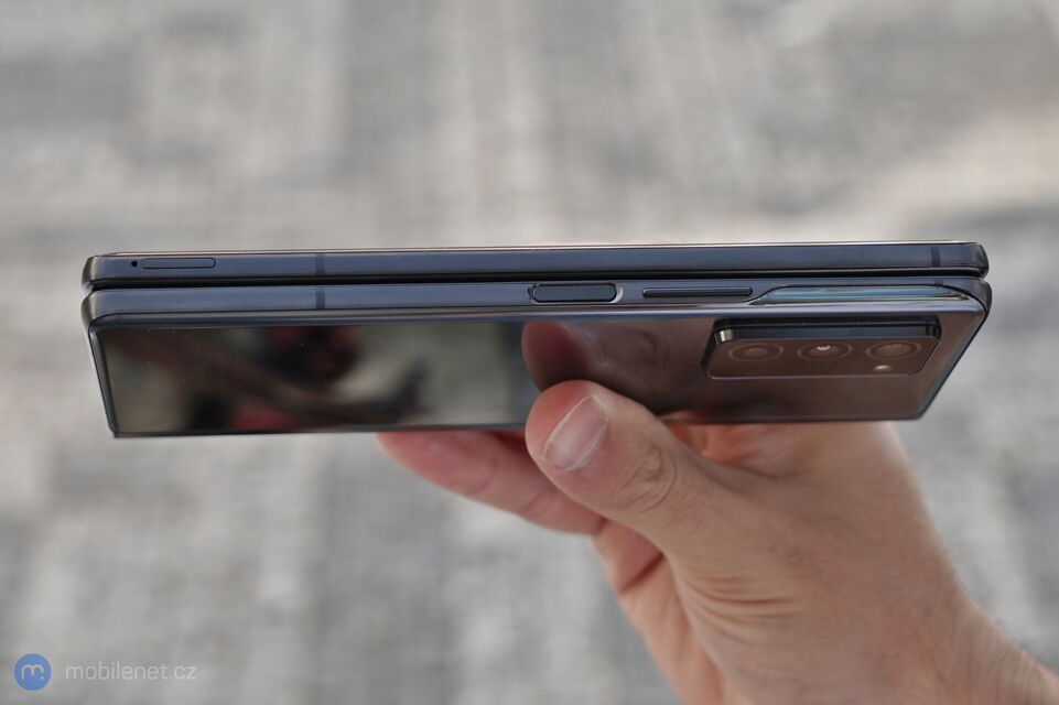 Samsung Galaxy Z Fold2