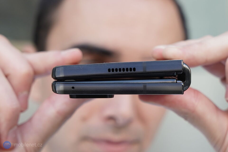 Samsung Galaxy Z Fold2