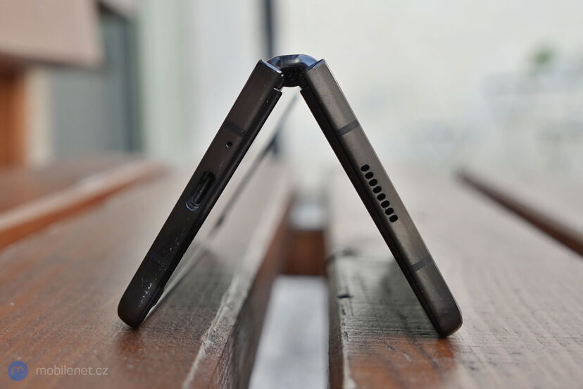 Samsung Galaxy Z Fold2