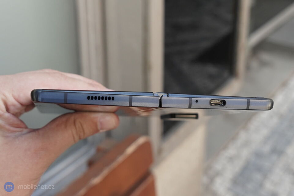 Samsung Galaxy Z Fold2