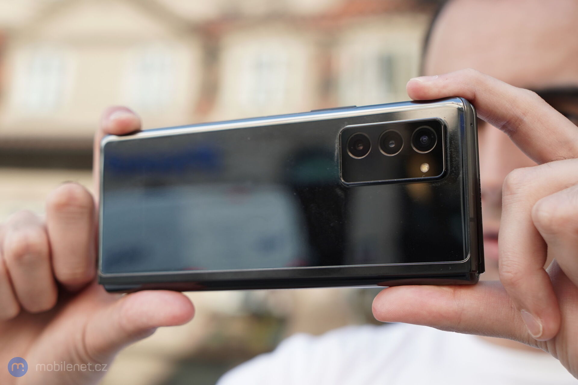 Samsung Galaxy Z Fold2