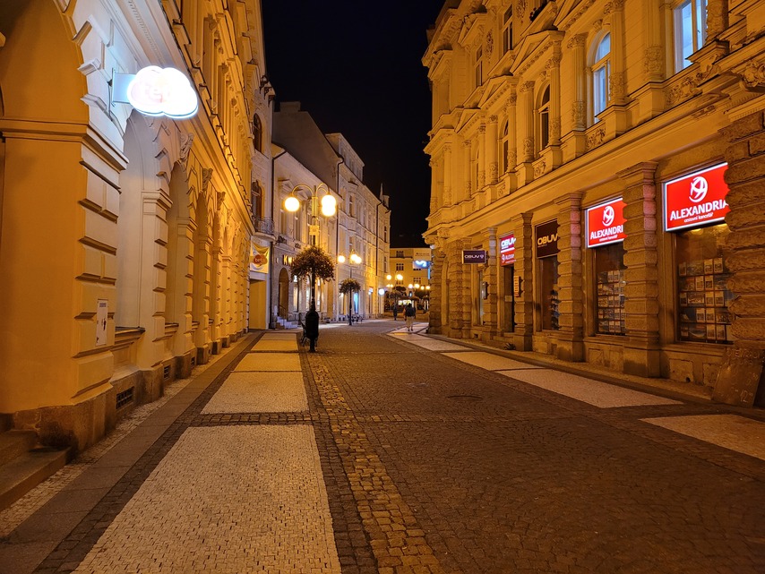 Samsung Galaxy Z Fold2