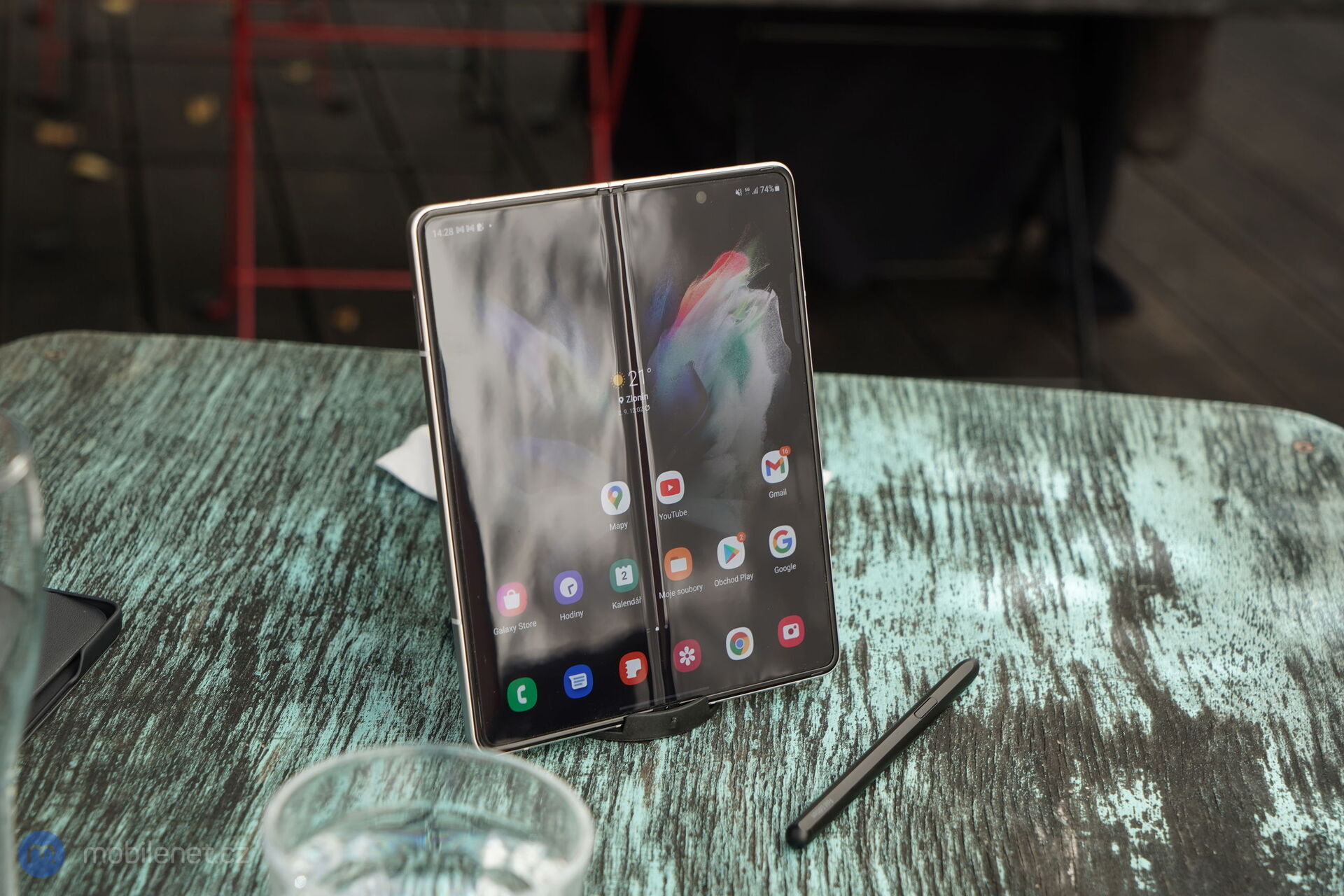 Samsung Galaxy Z Fold3