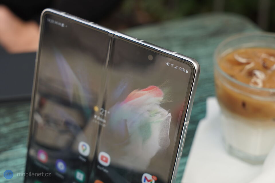 Samsung Galaxy Z Fold3