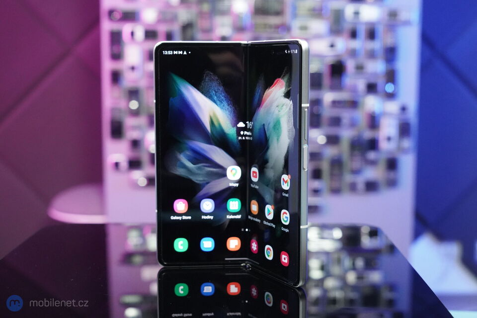 Samsung Galaxy Z Fold3