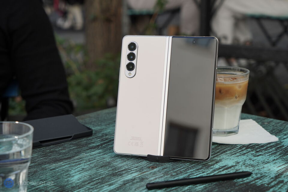 Samsung Galaxy Z Fold3