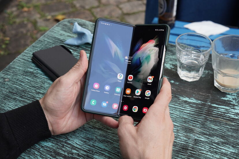 Samsung Galaxy Z Fold3