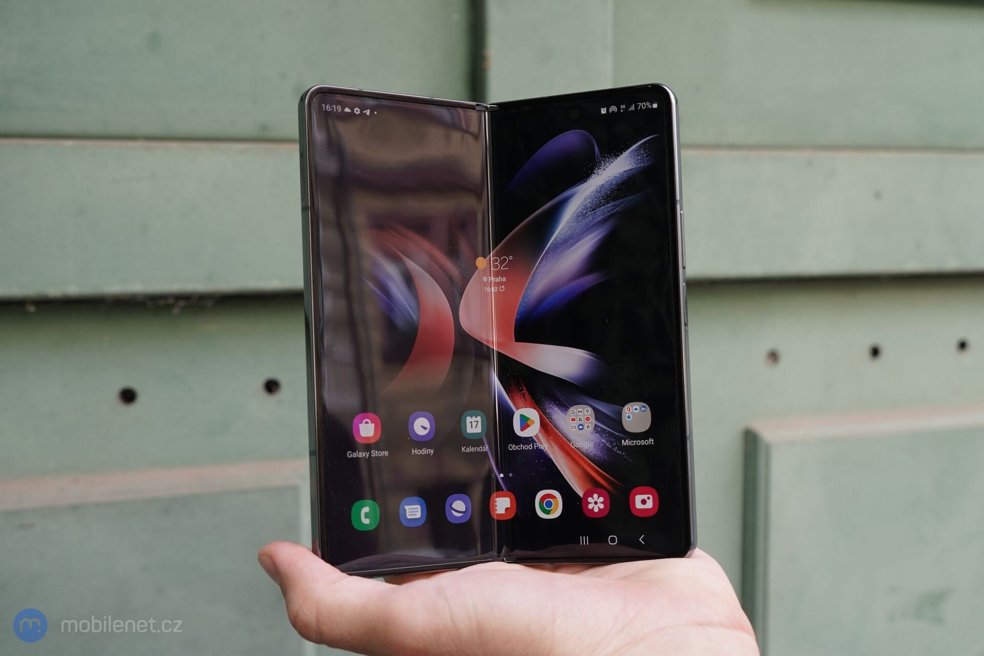 Samsung Galaxy Z Fold4