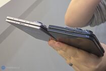 Samsung Galaxy Z Fold8 a maketa Apple iPhonu Ultra (Fold)