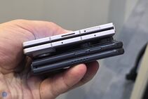 Samsung Galaxy Z Fold8 a maketa Apple iPhonu Ultra (Fold)