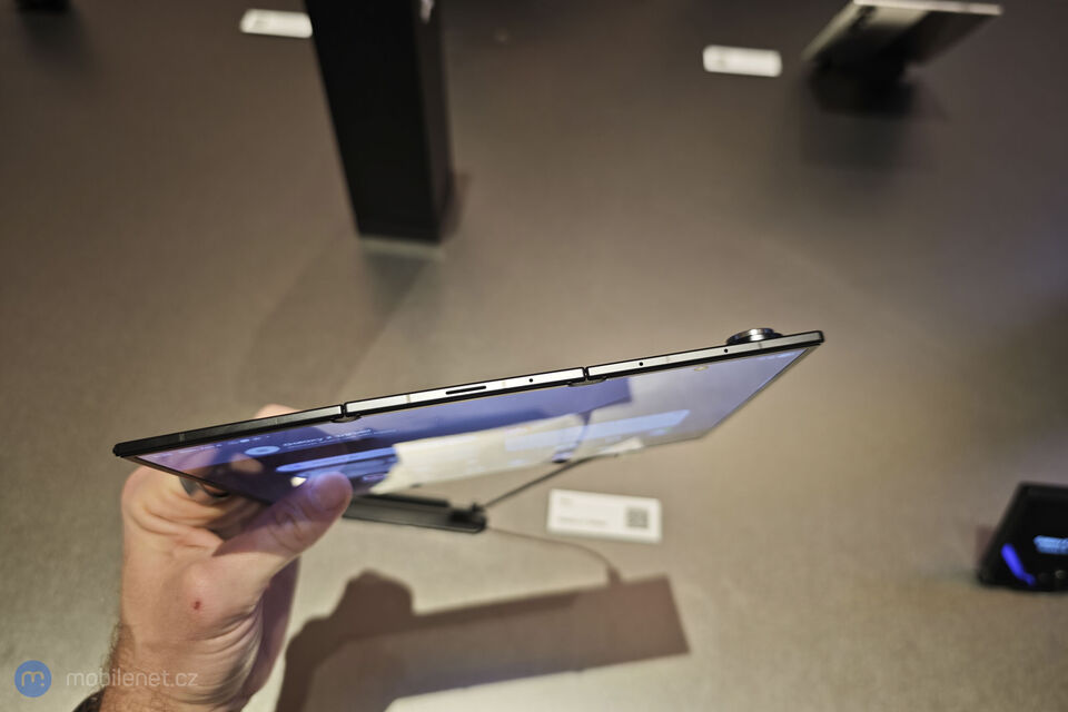 Samsung Galaxy Z TriFold